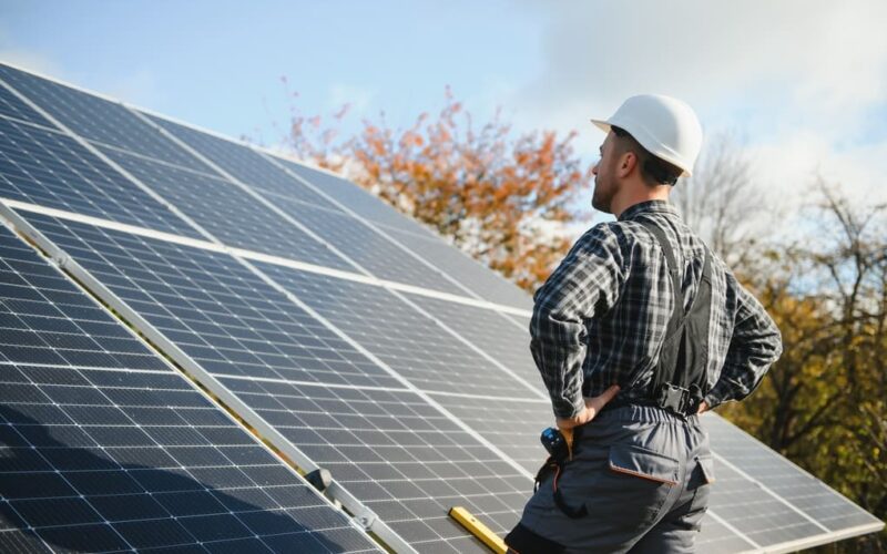 Ahorra con paneles solares en Panamá: lo que debes saber antes de instalarlos